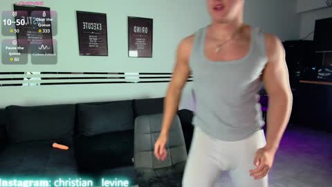 Snapshot of christianlevine_ chatting on 02-07-25, 08:10 UPVOTE ME ------ ILL DO SOMETHING FOR FREE online show from 02-07-25, 08:10