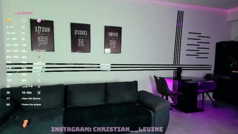 Snapshot of christianlevine_ chatting on 02-12-25, 11:09 UPVOTE ME ------ ILL DO SOMETHING FOR FREE online show from 02-12-25, 11:09