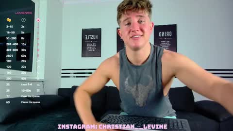 Snapshot of christianlevine_ chatting on 03-04-25, 08:05 UPVOTE ME ------ ILL DO SOMETHING FOR FREE online show from 03-04-25, 08:05