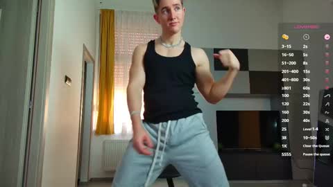 Snapshot of christianlevine_ chatting on 09-30-25, 02:55 UPVOTE ME ------ ILL DO SOMETHING FOR FREE online show from 09-30-25, 02:55