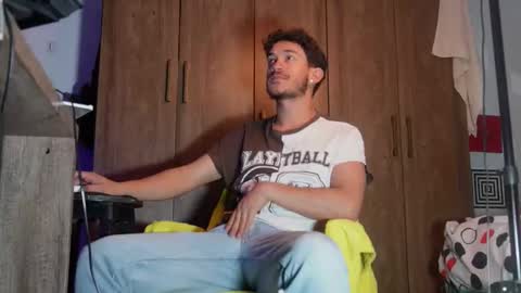 Snapshot of christianonlyfansx chatting on 02-25-26, 06:34 Christianonlyfansx online show from 02-25-26, 06:34