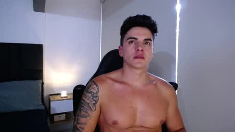 Snapshot of christianvalenzia chatting on 01-04-25, 08:27 Christian online show from 01-04-25, 08:27