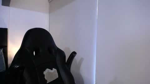 Snapshot of christianvalenzia chatting on 01-24-25, 01:03 Christian online show from 01-24-25, 01:03