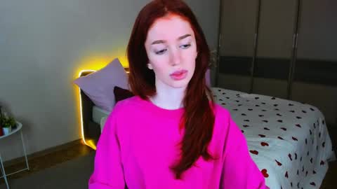 Snapshot of christinaconteeree chatting on 05-01-26, 07:18 christinaconteeree online show from 05-01-26, 07:18