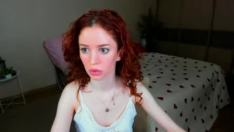Snapshot of christinaconteeree chatting on 05-24-26, 04:06 christinaconteeree online show from 05-24-26, 04:06