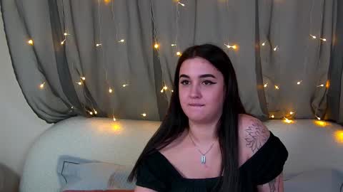 Christina online show from 10-25-25, 06:35