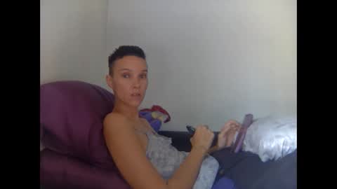 Christina Saunters online show from 02-24-25, 05:31