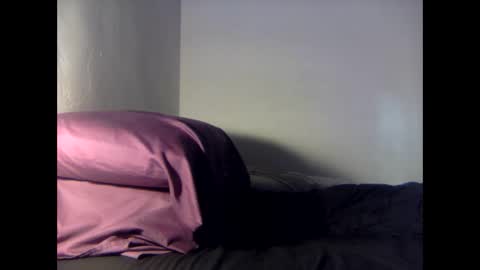 Christina Saunters online show from 10-03-25, 02:36