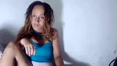 christine213 online show from 02-08-25, 06:55