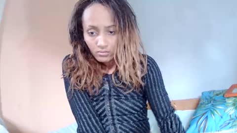 christine213 online show from 03-10-25, 10:04