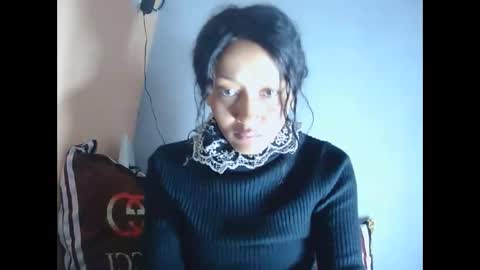 christine213 online show from 11-12-25, 01:17