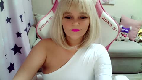 Christi online show from 12-29-24, 08:33