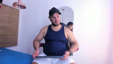 Snapshot of christopher_cruz_ chatting on 12-01-25, 08:36 christopher_cruz_ online show from 12-01-25, 08:36