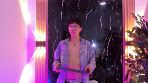 Snapshot of christopher_hunter chatting on 02-04-26, 05:13 Chrisopher Hunter online show from 02-04-26, 05:13