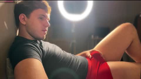 Christopher online show from 09-18-25, 05:04