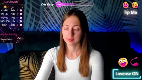 ChristyCrayme online show from 09-17-25, 10:22