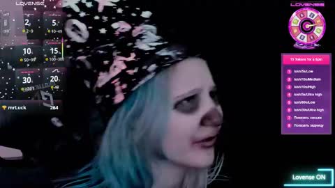 christyw3b online show from 11-12-25, 02:01