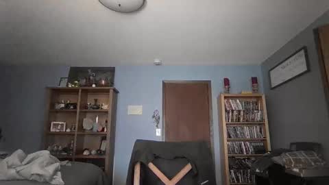 Snapshot of chrisw8121 chatting on 11-20-25, 08:52 chrisw8121 online show from 11-20-25, 08:52