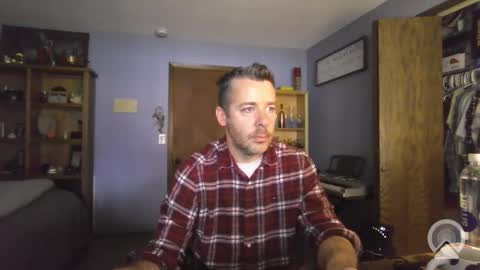 chrisw8121 online show from 04-06-26, 01:56