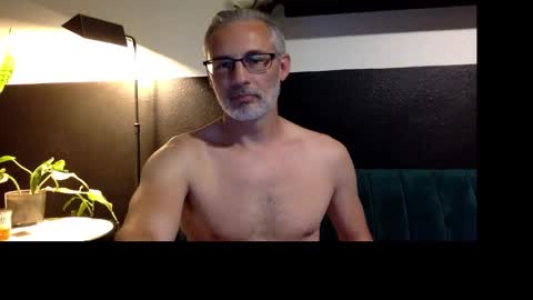 Chrome89 online show from 10-25-25, 02:19