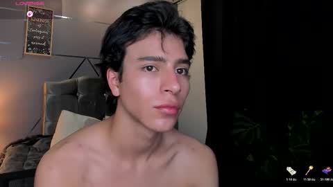 chrristopher77 online show from 11-06-25, 03:57