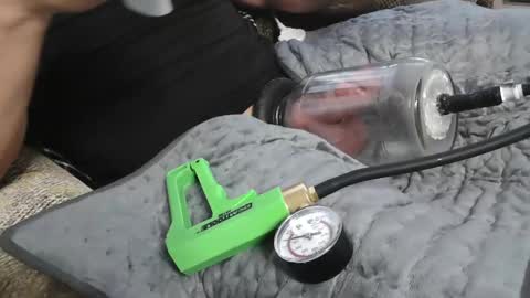 Snapshot of chubbytuna chatting on 12-13-25, 10:04 Chubbypumper online show from 12-13-25, 10:04