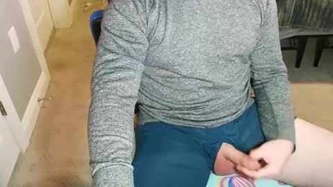 Snapshot of chuck0781 chatting on 01-16-25, 06:03 chuck online show from 01-16-25, 06:03