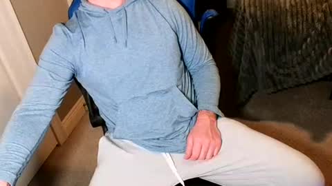 Snapshot of chuck0781 chatting on 11-05-25, 04:12 chuck online show from 11-05-25, 04:12