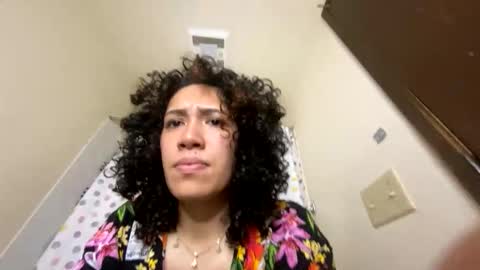 Snapshot of chunkiiluvrs chatting on 06-03-26, 10:37 Romea online show from 06-03-26, 10:37