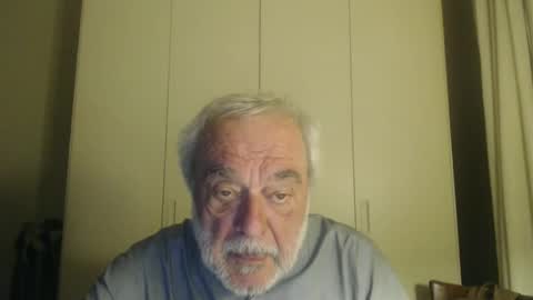 Snapshot of ciaoamoremio4 chatting on 01-19-25, 08:30 ciaoamoremio4 online show from 01-19-25, 08:30