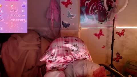 Snapshot of cielotaylor chatting on 02-11-25, 02:25 Cielo Taylor online show from 02-11-25, 02:25