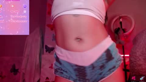 Snapshot of cielotaylor chatting on 03-09-25, 01:04 Cielo Taylor online show from 03-09-25, 01:04