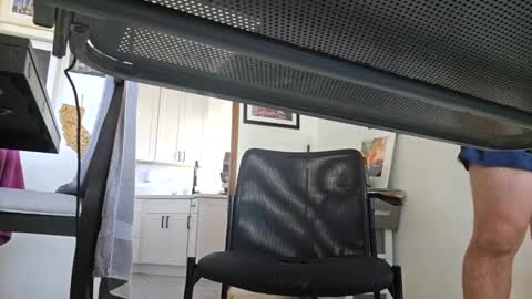 cigneska1 online show from 10-04-25, 06:50