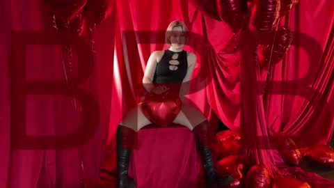 Snapshot of cinbellamy chatting on 02-13-26, 05:58 Cin Bellamy online show from 02-13-26, 05:58