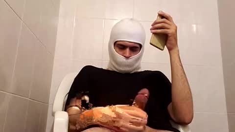 Ernesto online show from 01-02-25, 05:14