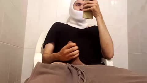 Ernesto online show from 01-02-25, 01:40