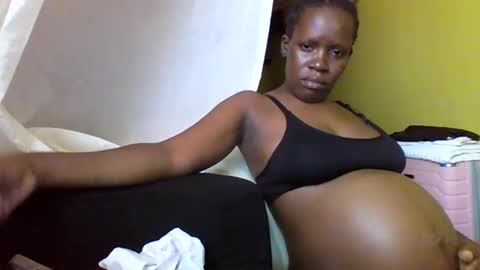 Snapshot of cinddy_14 chatting on 09-19-25, 08:49 cinddy 14 online show from 09-19-25, 08:49