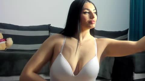 Cindy online show from 02-09-26, 07:51