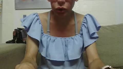 Snapshot of cinthia2525 chatting on 09-20-25, 08:59 cinthia2525 online show from 09-20-25, 08:59