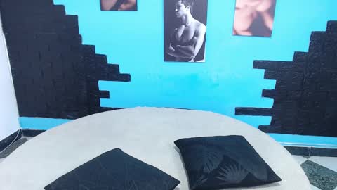 Cinthya online show from 09-15-25, 06:08