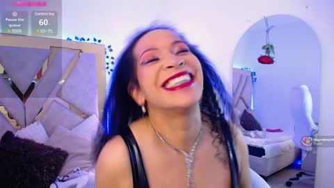 Snapshot of cintia_holms chatting on 01-17-25, 12:31 Cintia online show from 01-17-25, 12:31