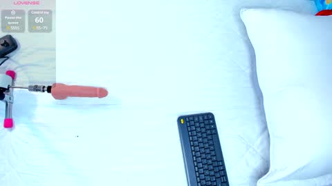 Snapshot of cintiavega chatting on 02-08-25, 11:55 Cintia online show from 02-08-25, 11:55