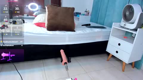 Snapshot of cintiavega chatting on 02-20-25, 02:57 Cintia online show from 02-20-25, 02:57