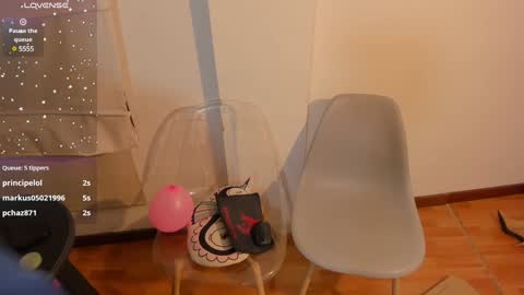 Snapshot of cintya_kors chatting on 01-30-25, 08:43 Cintya online show from 01-30-25, 08:43