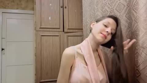 Lisa Salivan online show from 11-26-25, 11:06