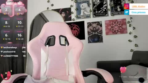 Paulina online show from 02-25-25, 11:55