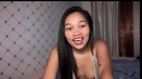 Snapshot of cj_vee chatting on 02-24-26, 01:20 cj vee online show from 02-24-26, 01:20