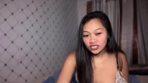 Snapshot of cj_vee chatting on 02-25-26, 12:48 cj vee online show from 02-25-26, 12:48