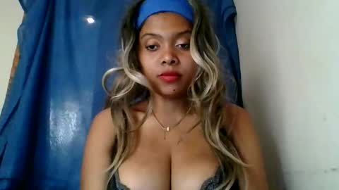 ckamilla45 online show from 09-17-25, 05:42