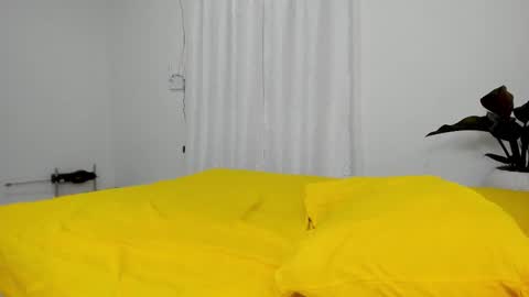 Claimom online show from 02-28-25, 03:37